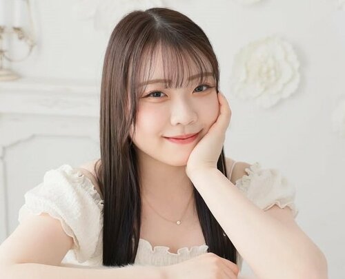 「美しくなり過ぎてます」紀平梨花、ノースリニットで二の腕あらわ “きれいなお姉さん”ふう近影が沸騰