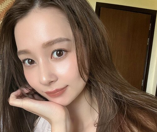 「色気増して可愛くなってる」山本由伸と熱愛説のテラハ美女、デート動画拡散後初のインスタ投稿で華やかパリピショット