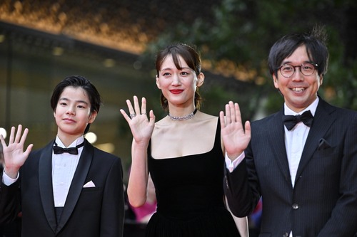 【photoギャラリー】東京国際映画祭開幕で俳優・女優が美の競演……米倉涼子、綾瀬はるか、亀梨和也、松坂桃李、菅田将暉ら登場