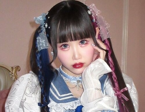 「心身共に崩壊して」パートナーの浮気・妊娠スキャンダルのゆりにゃ、背骨が浮き出る激痩せ姿を公開