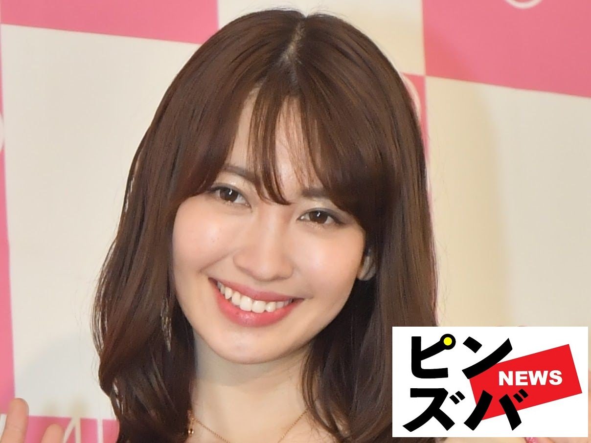 「綺麗過ぎて見惚れます」小嶋陽菜、イタリアで魅せた美脚あらわなクルージング姿に反響「全部絵になる」