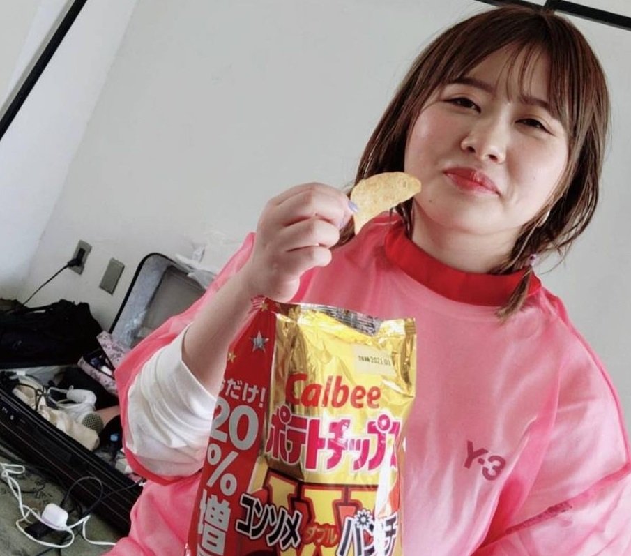 「めちゃくちゃ痩せた」「TWICEみたい」“元芸人”登録者180万人超人気YouTuberの激やせ別人級美貌姿に驚きの声 過去には“半年で－20キロ”も