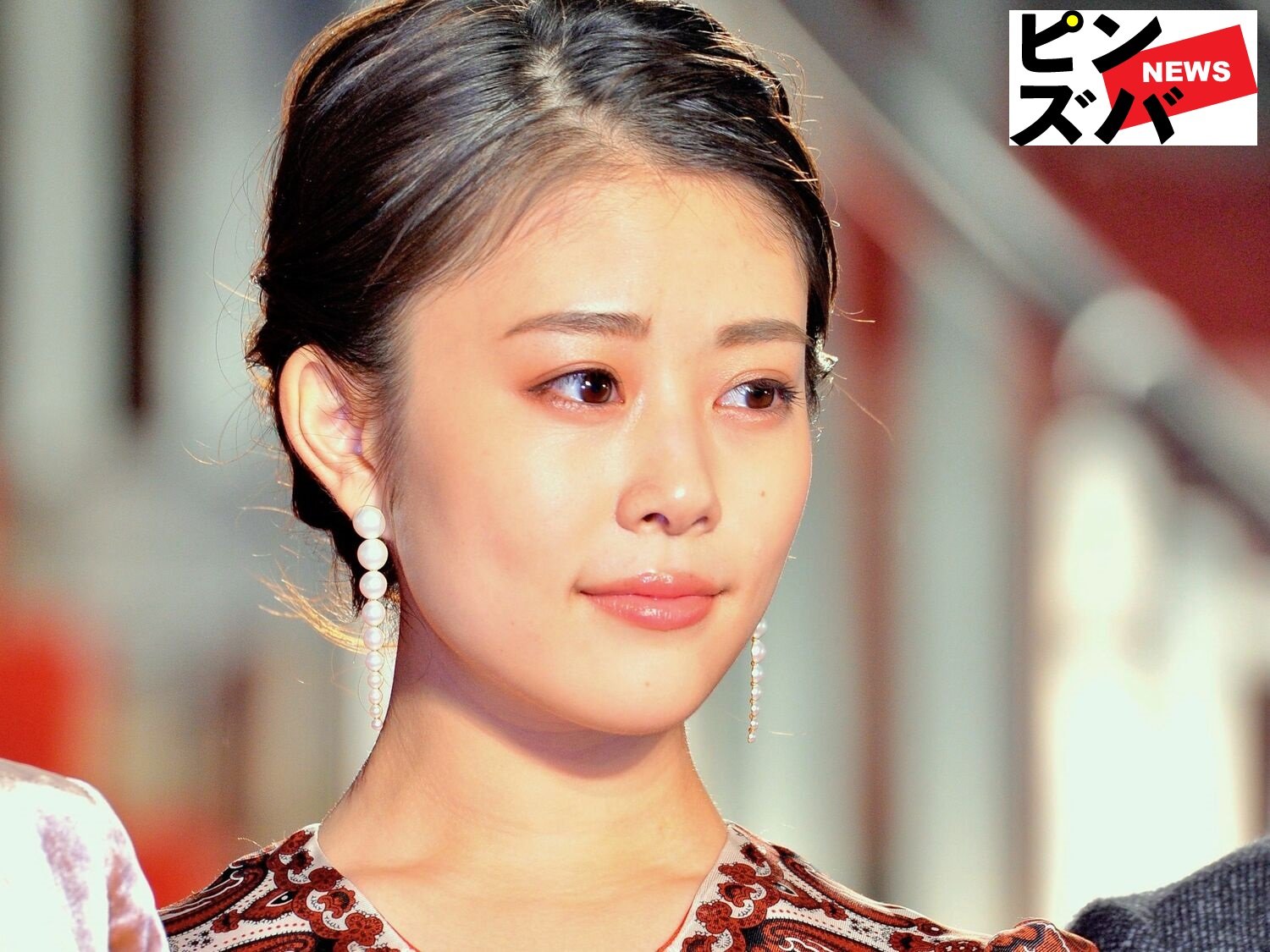 「まさかの金髪!?」高畑充希、新ヘアスタイルで雰囲気ガラリ 美人愛猫とのイチャイチャ動画が沸騰
