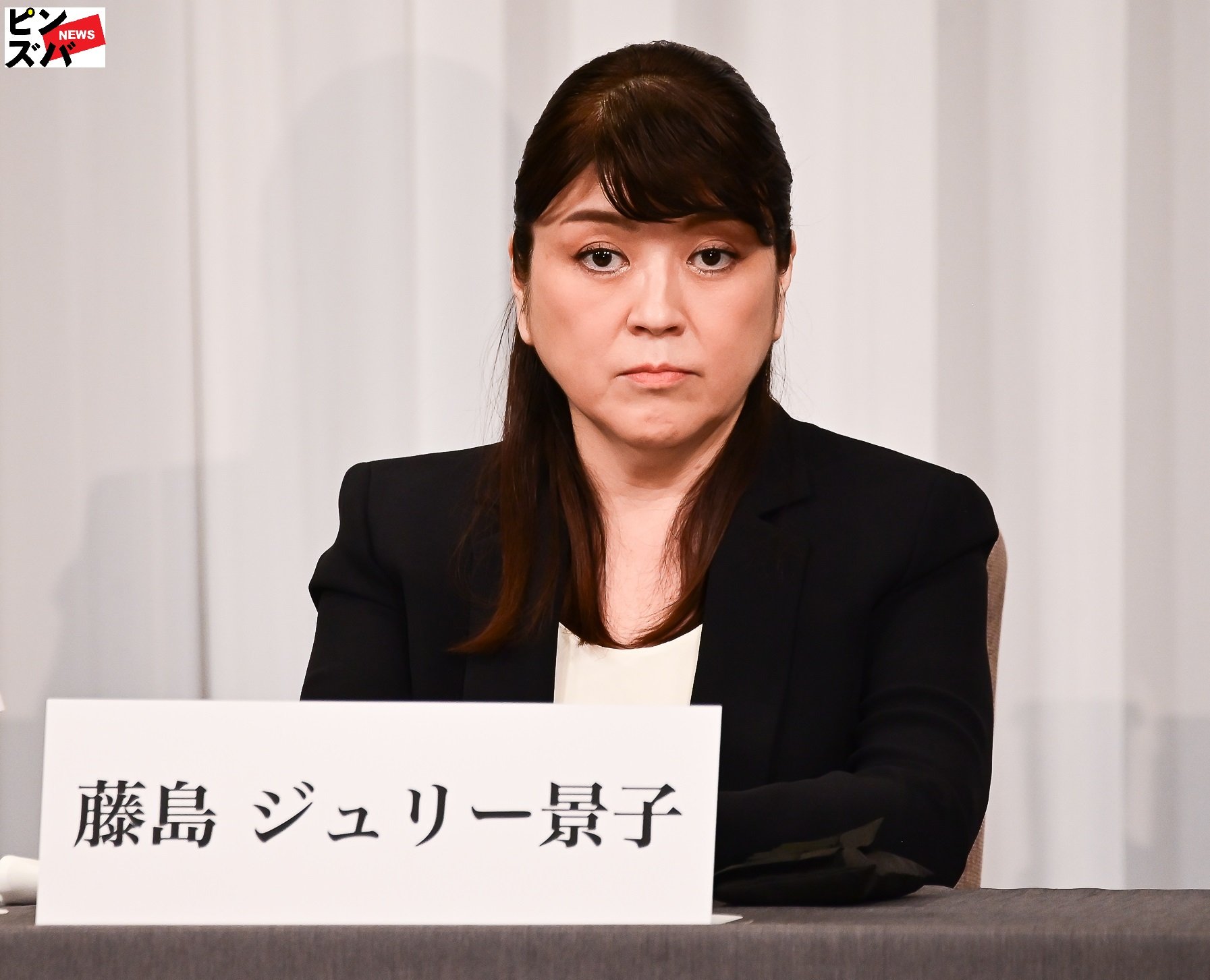 「嵐よりSMAP解散が気になります」藤島ジュリー景子氏の半生本発売に冷ややかな声　背景に“近い距離感”か
