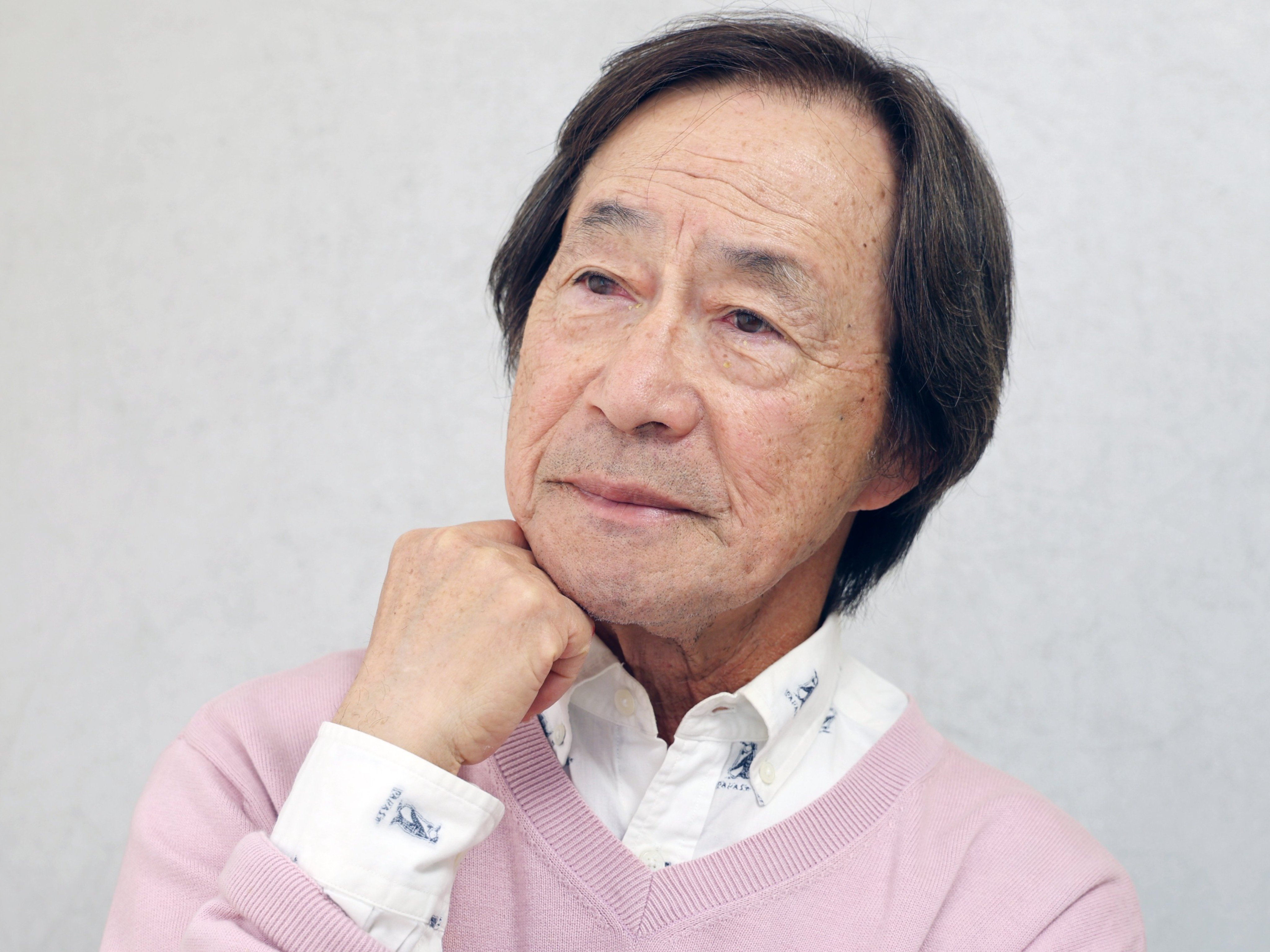 武田鉄矢「日本人が寄り添うべき最高の相方は犬である」 書籍『ヒト、犬に会う』を読み解く