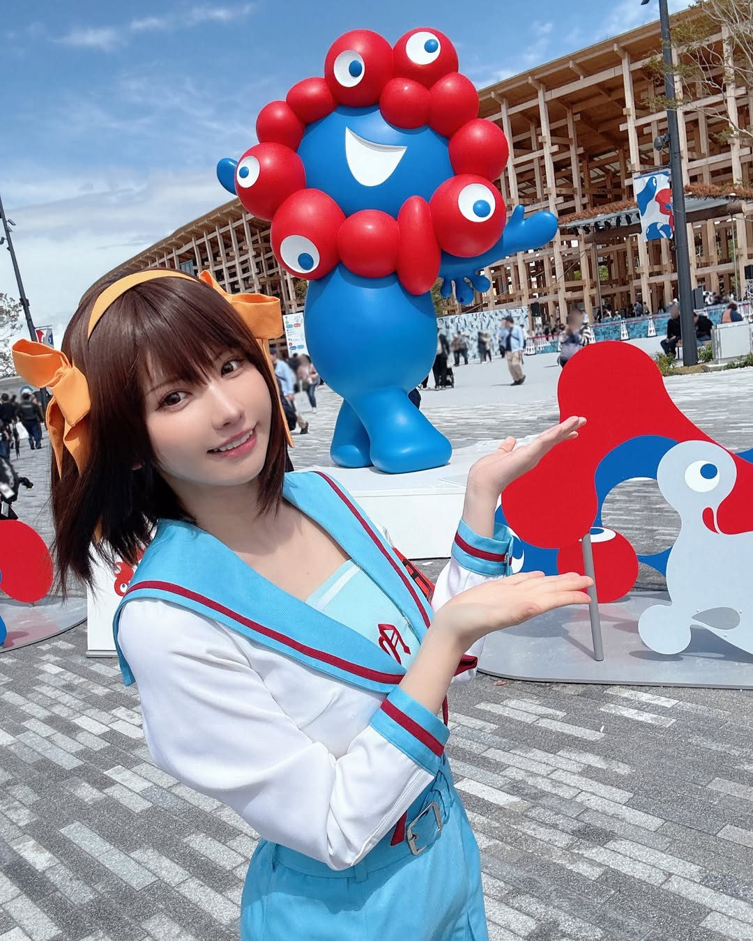 コミケ“激臭問題”にえなこが「お風呂入ろう｣広報の回答とは＆“振り返り系歌番組”でSixTONES＆timelesz選出に｢酷い忖度｣【先週の人気｢ニュースの裏側｣記事トップ2】