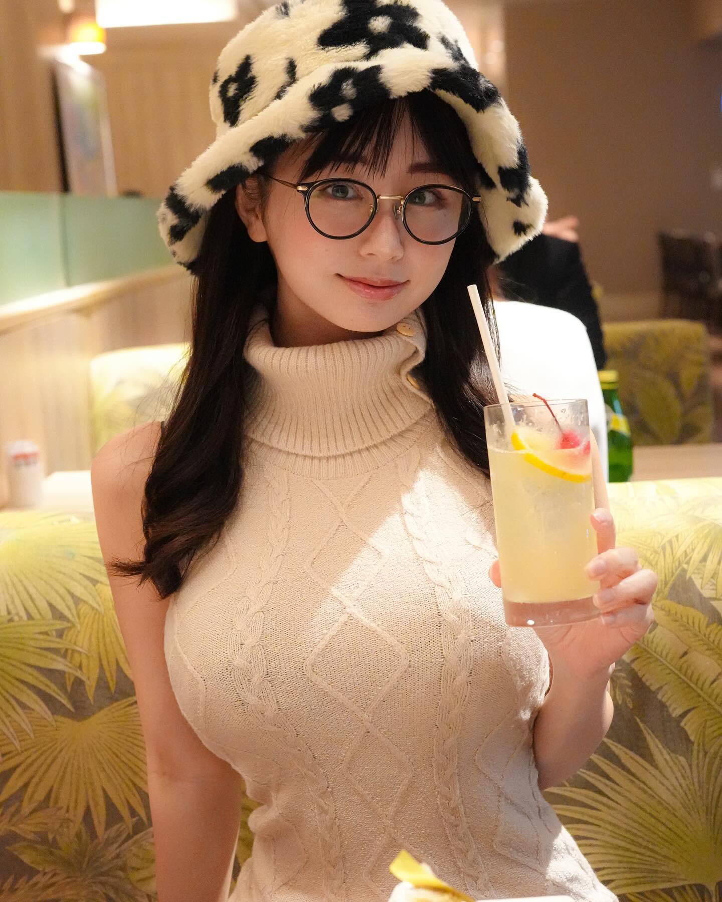 「痛みがなくなるならどんだけ体が傷まみれになってもいいと…」“身体の一部を切除”くりえみが送っていた多忙すぎる「二足の草鞋」生活