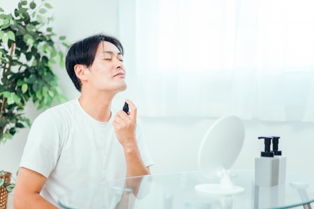 加齢臭対策、年相応の香り　おじさんがつけてもOKな香水、NGな香水