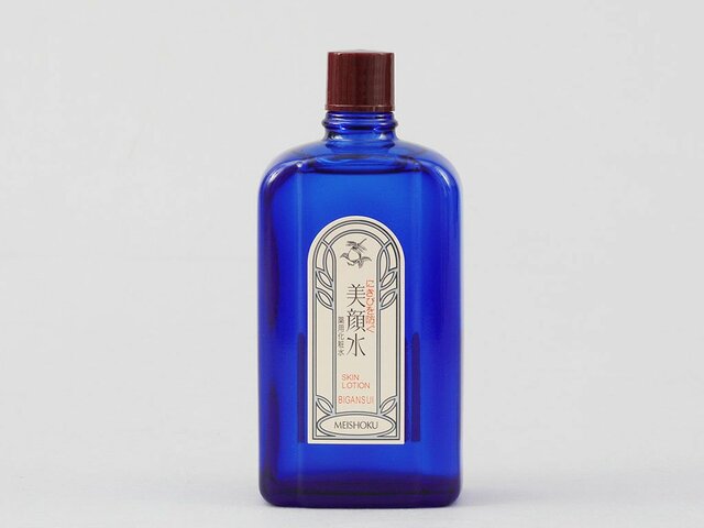 昭和　レトロ瓶　小瓶　美顔水 100年超えの「明色美顔水」現在でも手に入るレトロなコスメ