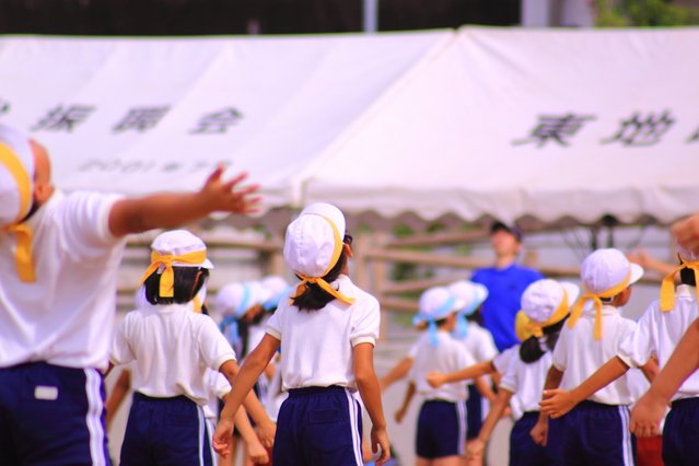 夏休みの「ラジオ体操」小学校での実施率が10％以上も低下 「音問題」だけじゃない“廃止・縮小の流れ”の深い理由