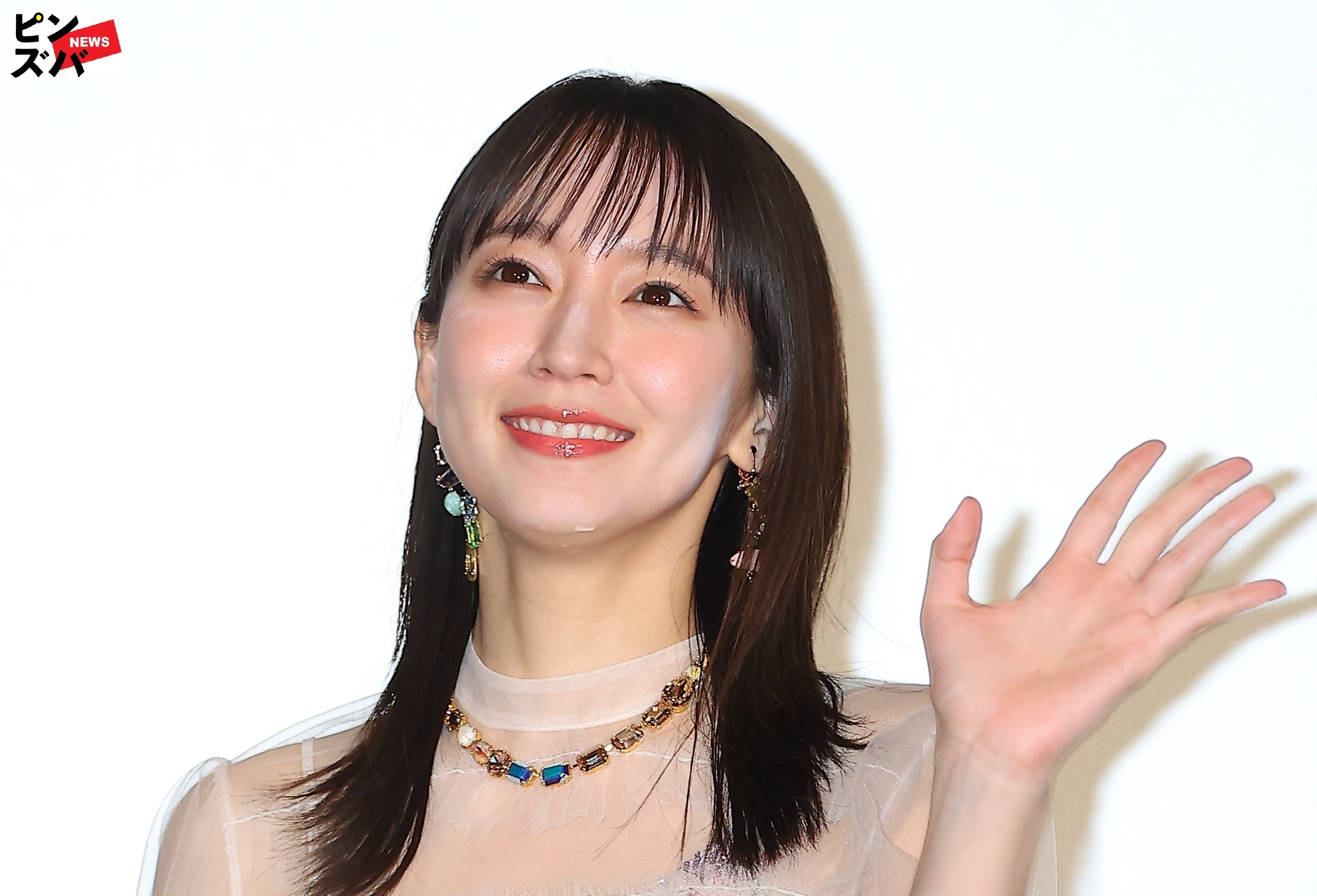 吉岡里帆、主演映画公開＆NHK大河…仕事絶好調のなか“8年間熱愛報道ナシ”の気になる私生活　メディアのマークは“旬の職業”